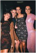 Stoodi Bakers girls