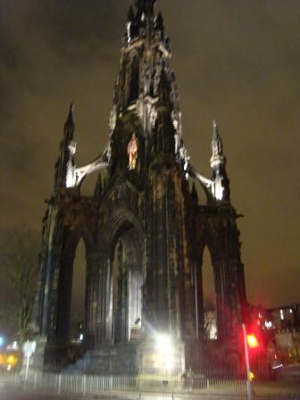Scott-Monument.jpg