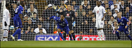 Spurs và Everton
