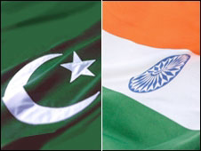090813140103_pak_india_flag226.jpg