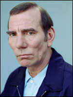 Pete Postelthwaite