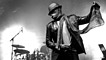 Neyo on the main stage