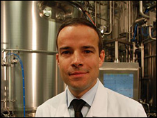 Dr Andrin Oswald