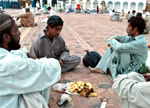 hungry_poverty.jpg
